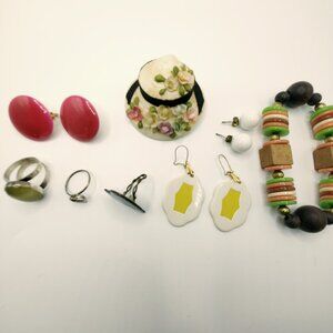 8 pieces, 3pair of earrings,3rings,1brooch,1bracelet, item's# A212thruA219